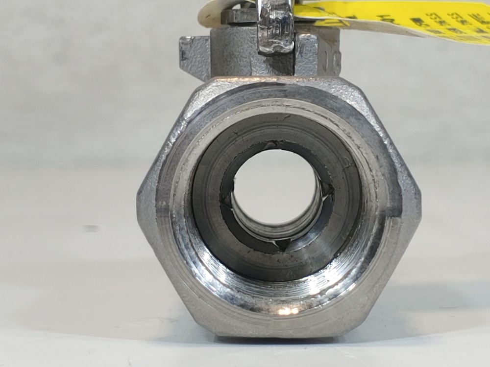 Apollo 3/4" FNPT 2000 WOG RP CF8M Uni-Body Ball Valve Figure#: 96-104-01