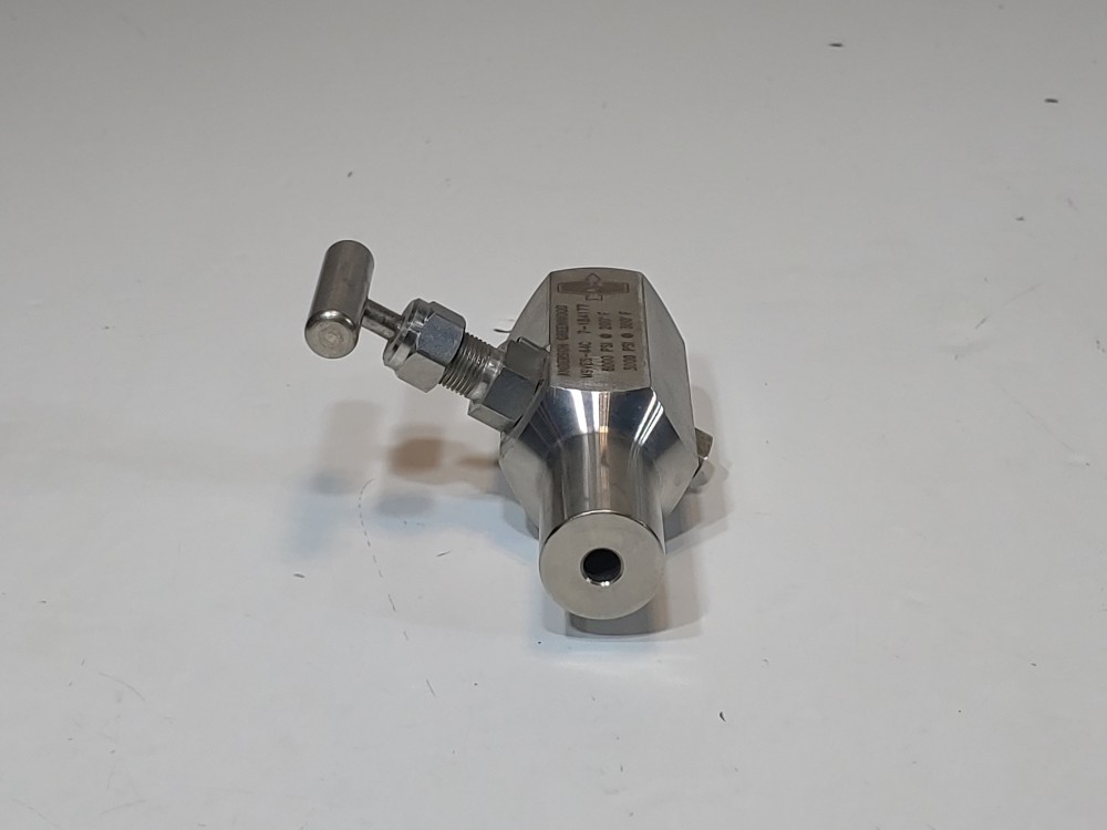 Anderson Greenwood 1/2" 6000 PSI Model# M9VES-44C Block & Bleed Valve