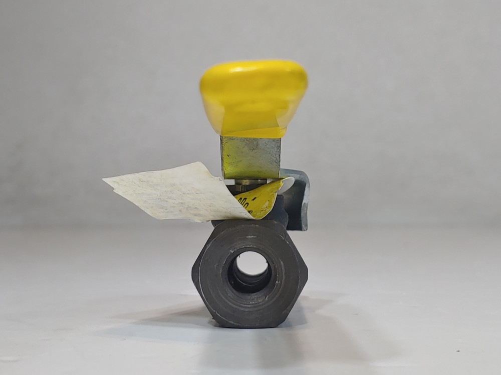 Apollo 1/4" FNPT Ends CS Ball Valve Figure#: 93-101-01