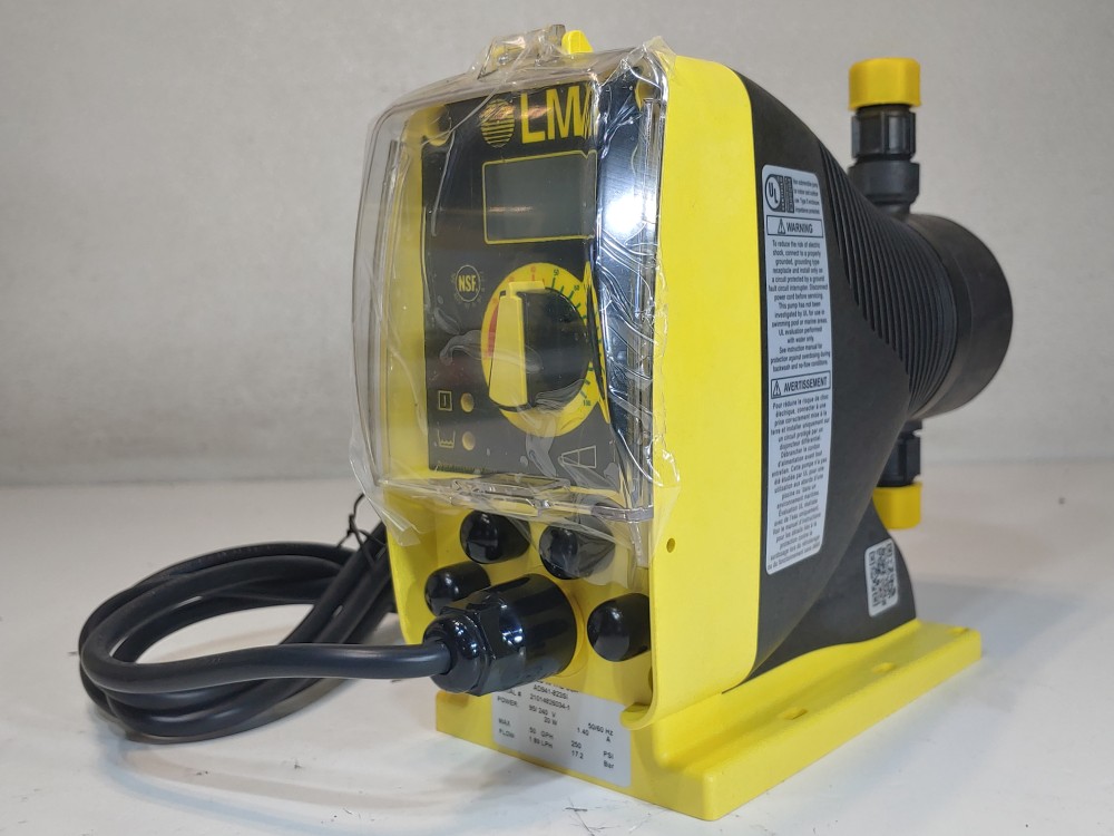 LMI Milton Roy Chemical Metering Pump AD941-823SI