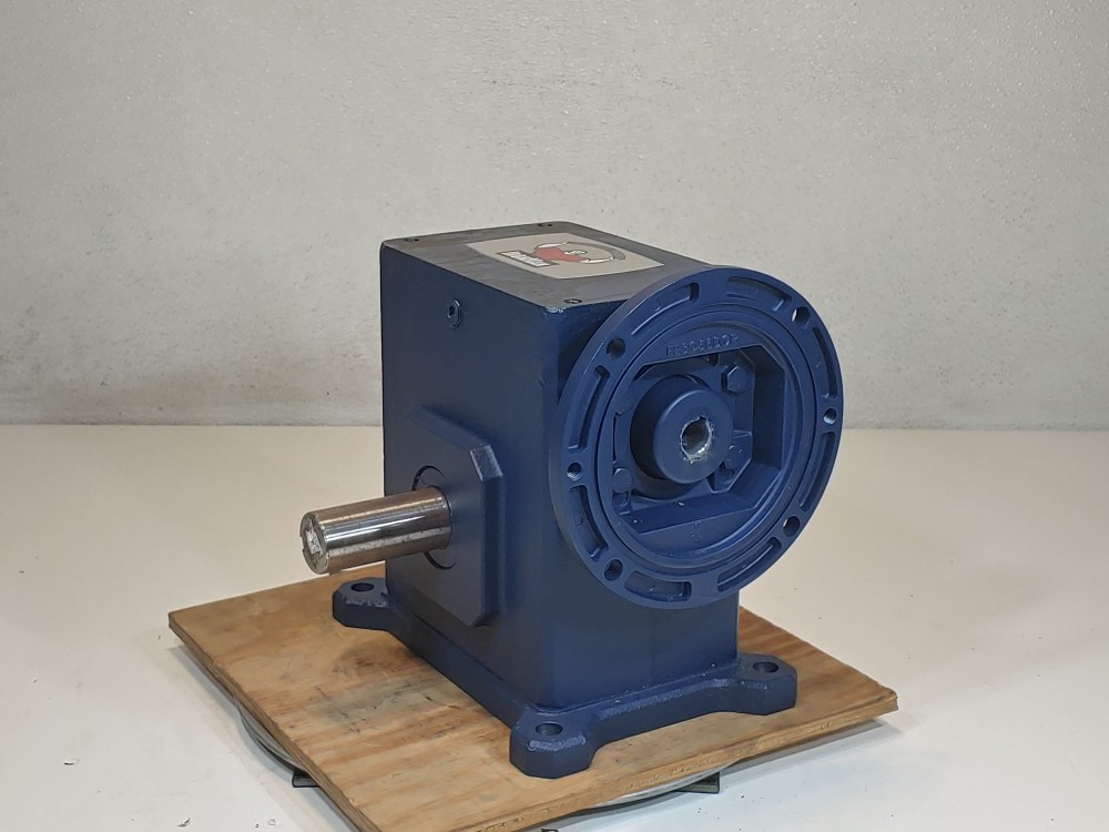 Grove Ironman Worm Reducing Gearbox GRG-TMQ-826-60-L-56 Ratio: 60:1