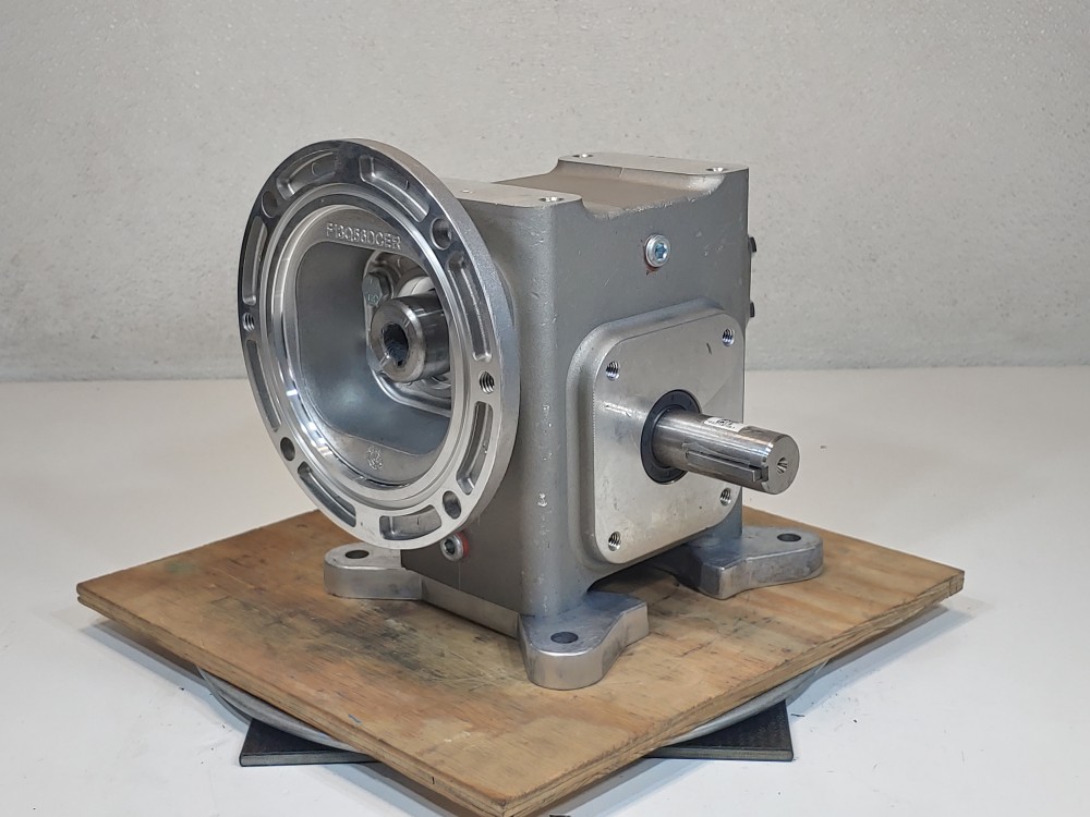 ELECTRA-GEAR EL-TMQ-821-25-R-56 (SP) Ratio: 25:1 Iron Worm Gear 