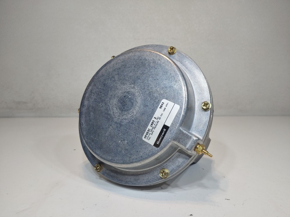 Honeywell 8" Pneumatic Valve Actuator MP953C 1083 2