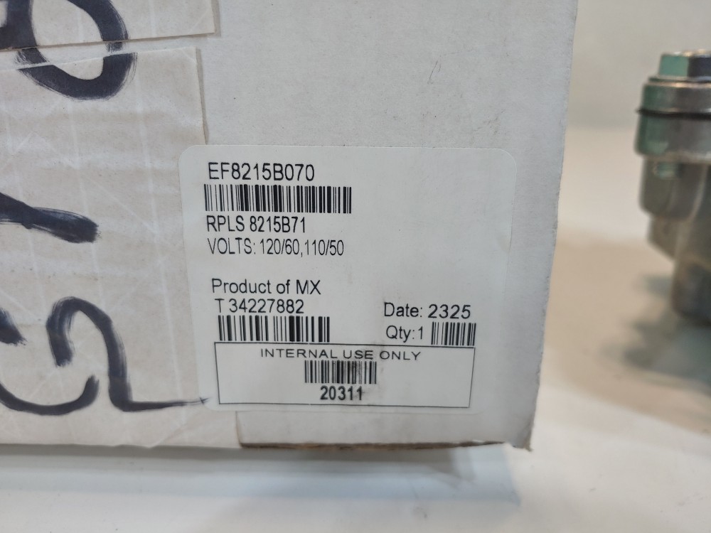 Asco 1-1/2" FNPT 2-Way Solenoid Valve EF8215B070/ EF80171