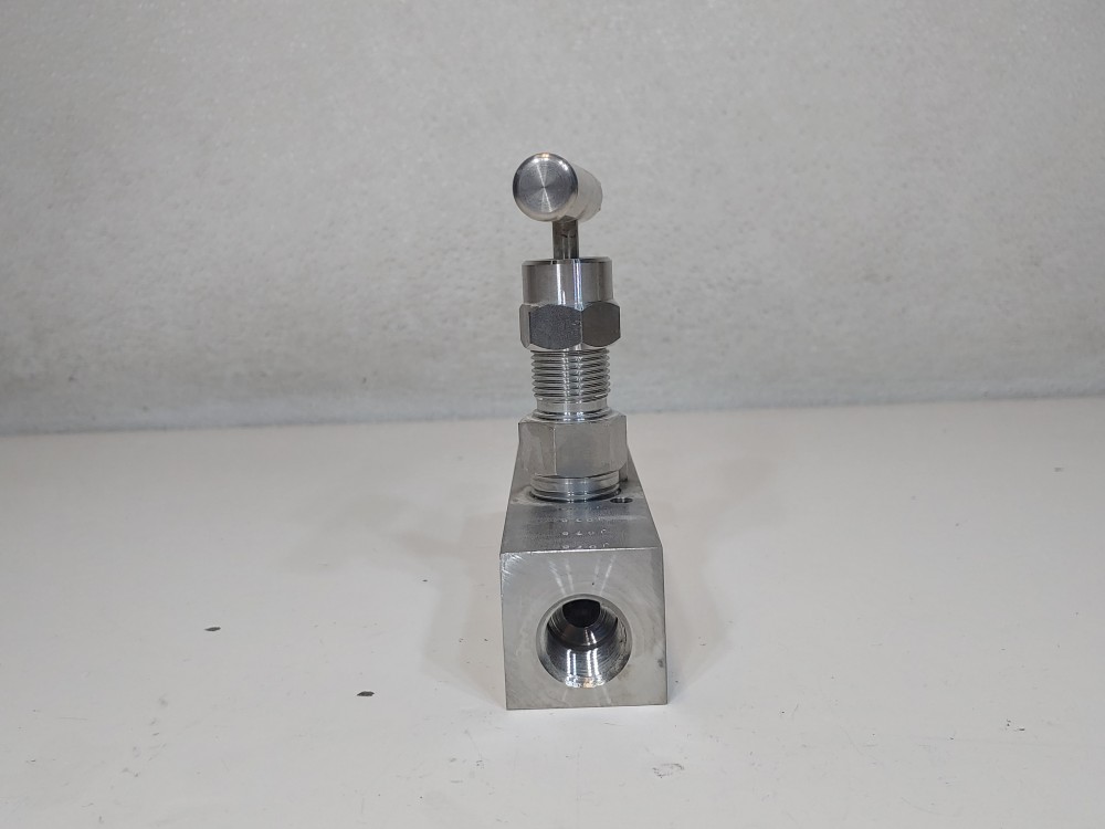 TESCOM M54VSS-44LC Instrumentation Manifold 