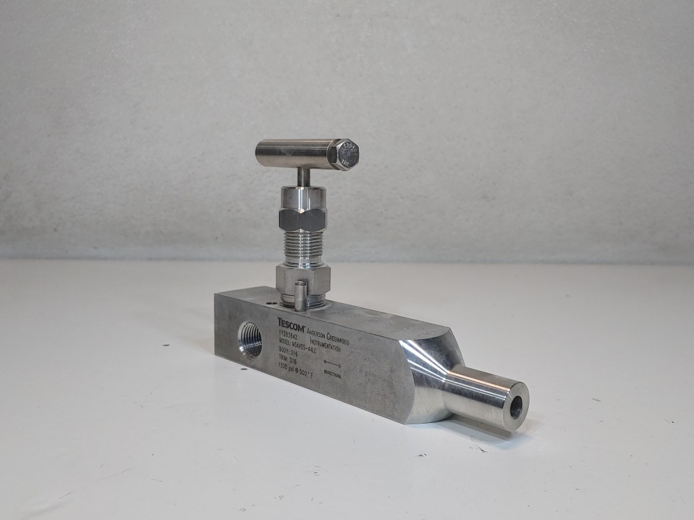 TESCOM M54VSS-44LC Instrumentation Manifold 