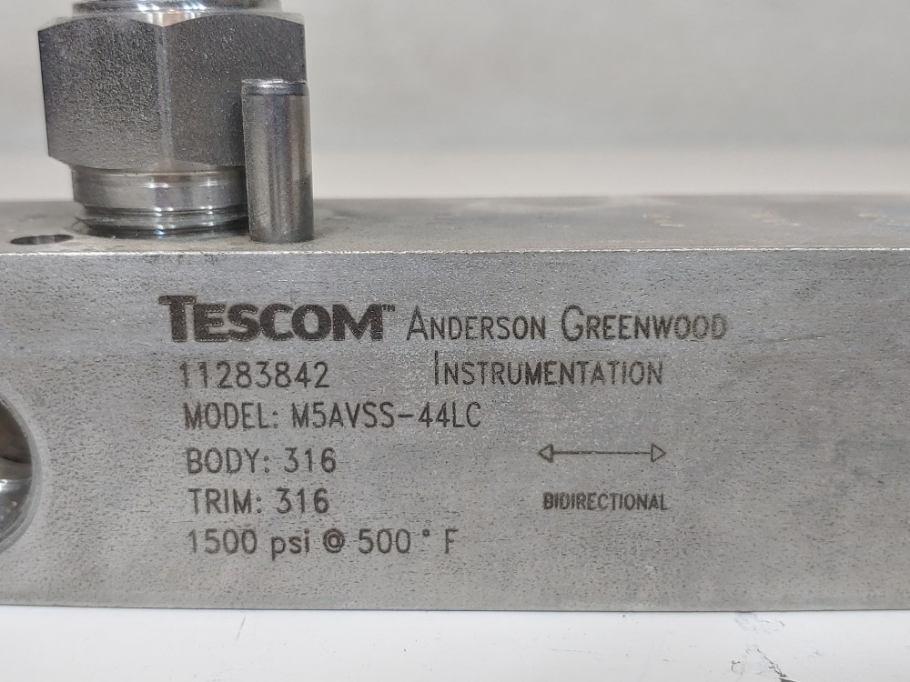 TESCOM M54VSS-44LC Instrumentation Manifold 