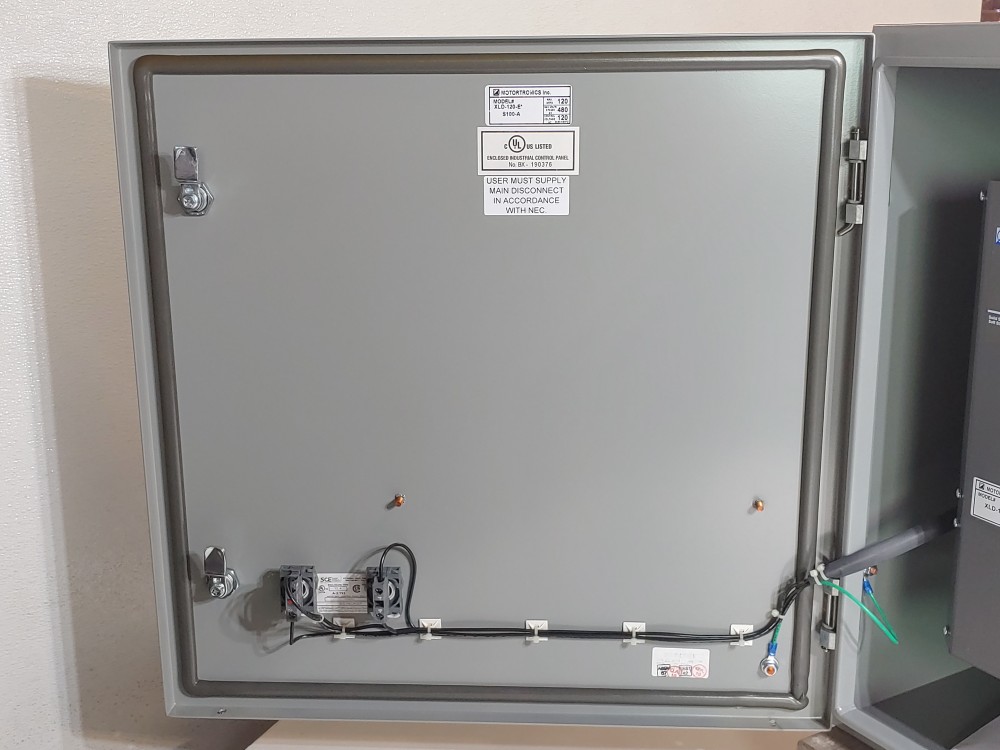 Motortronics Solid State AC Motor Control w/XLD-120-E XLD Digital Soft Starter 