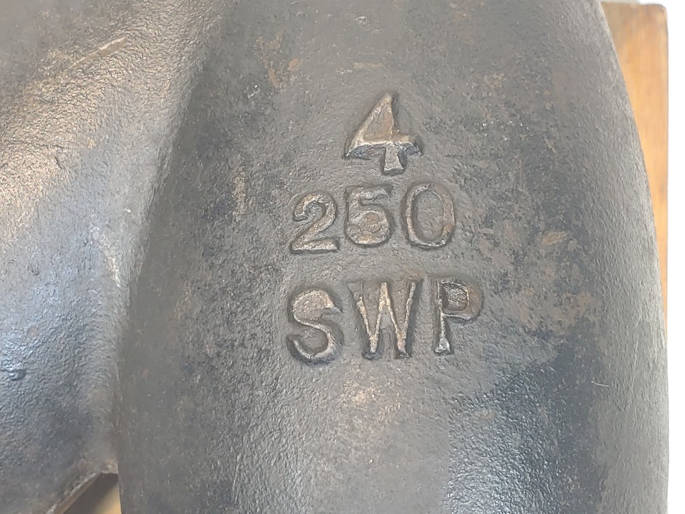 Mueller 4" Steam Specialty WYE Strainer - Class 250 SWP 