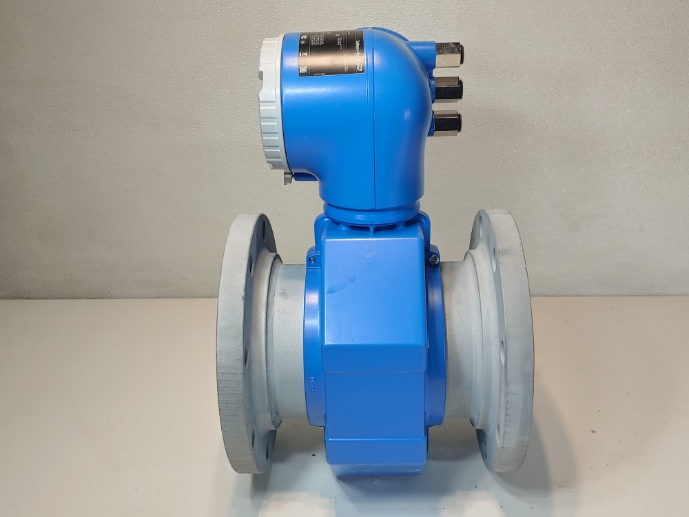 Endress Hauser Promag P 300 Flowmeter 5P3B1F-CSIBADDGADAA1K1AA2+#LA#