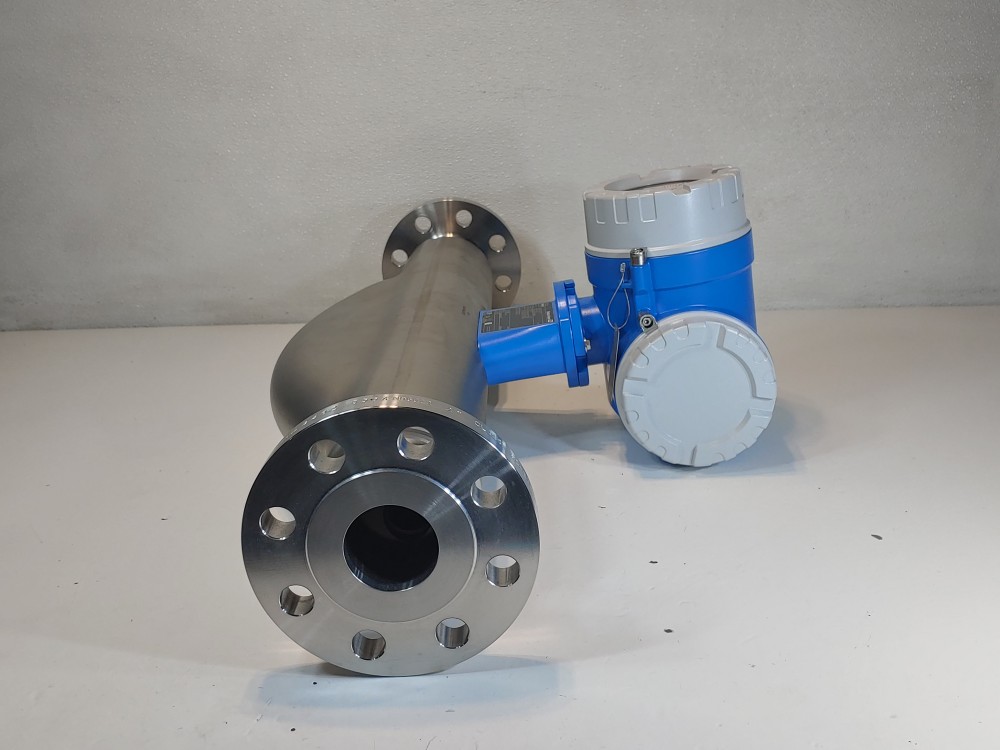 Endress Hauser 2" 300# Alloy C-22 Promass F Coriolis Flowmeter 83F50-1N0H2/115