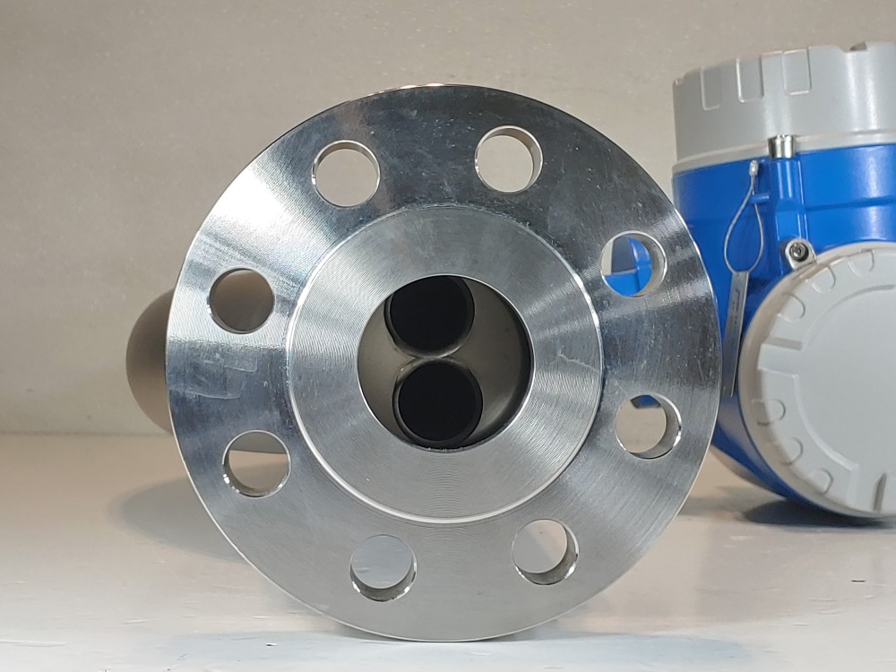 Endress Hauser 2" 300# Alloy C-22 Promass F Coriolis Flowmeter 83F50-1N0H2/115