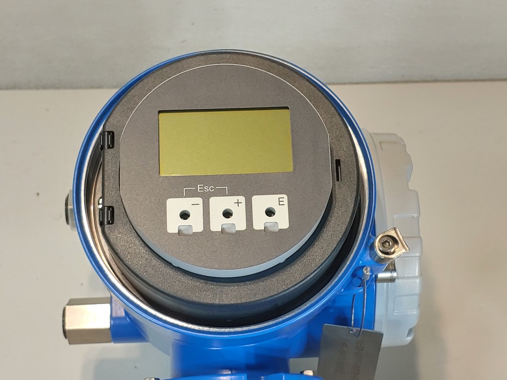 Endress Hauser 2" 300# Alloy C-22 Promass F Coriolis Flowmeter 83F50-1N0H2/115