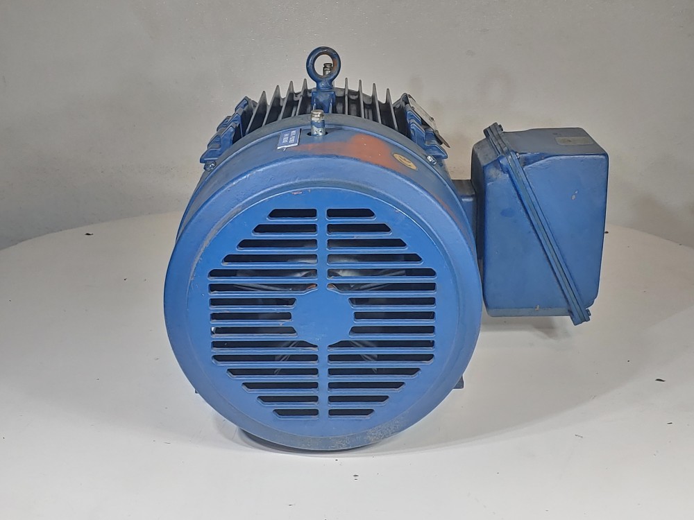 Siemens 30 HP Electric Motor Type: RGZESD RPM 1180 