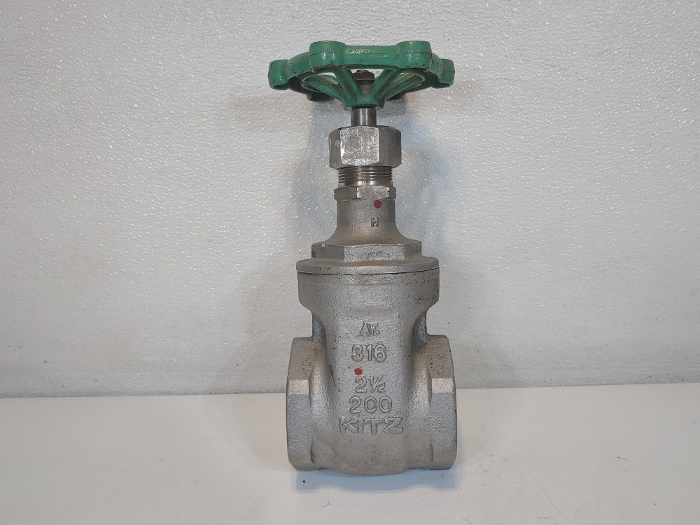 Kitz 2-1/2"NPT 200# 316 SS Gate Valve