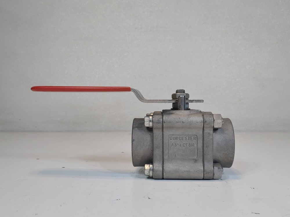 Worcester 1-1/4" Threaded Reduced Port CF8M Ball Valve 4466TSE R2 316 Trim