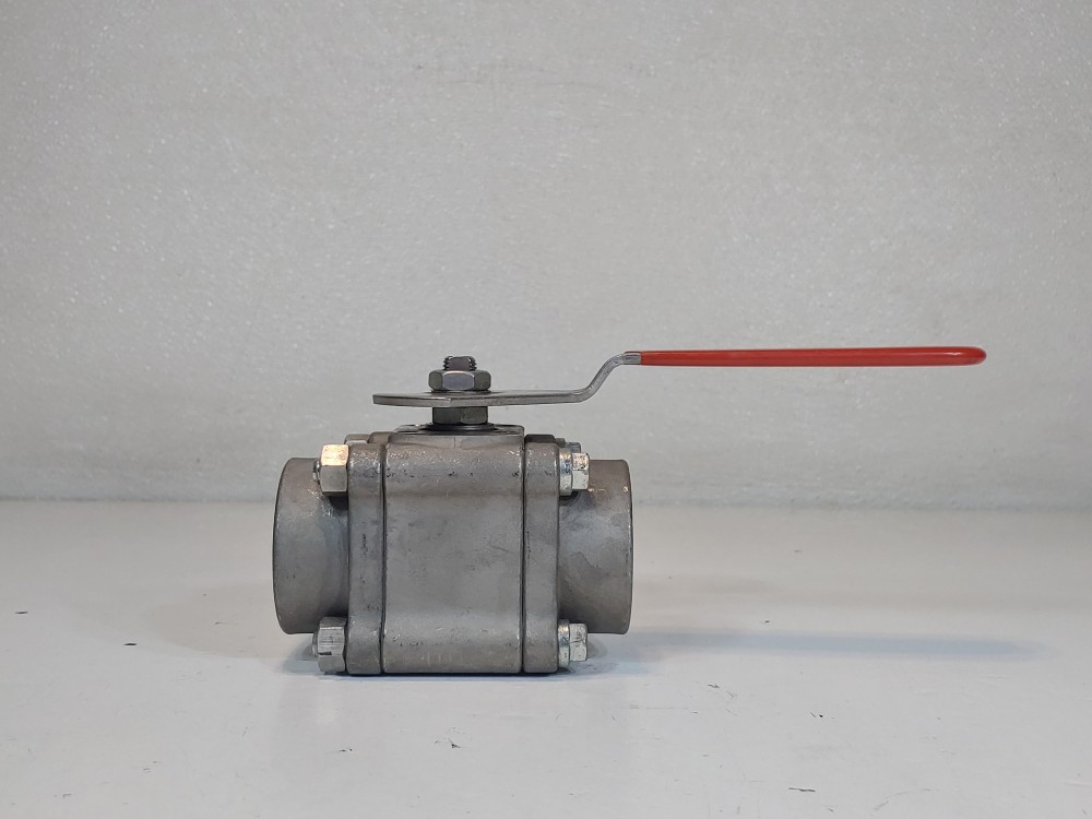 Worcester 1-1/4" Threaded Reduced Port CF8M Ball Valve 4466TSE R2 316 Trim