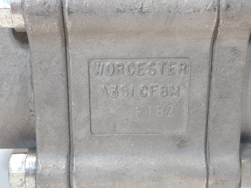 Worcester 1-1/4" Threaded Reduced Port CF8M Ball Valve 4466TSE R2 316 Trim