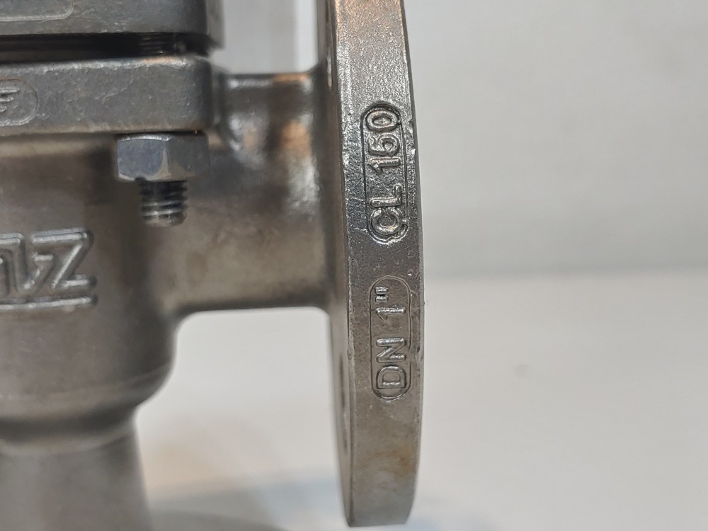 AzZ 1" 150# CF8M 3-Way RF Flanged Plug Valve