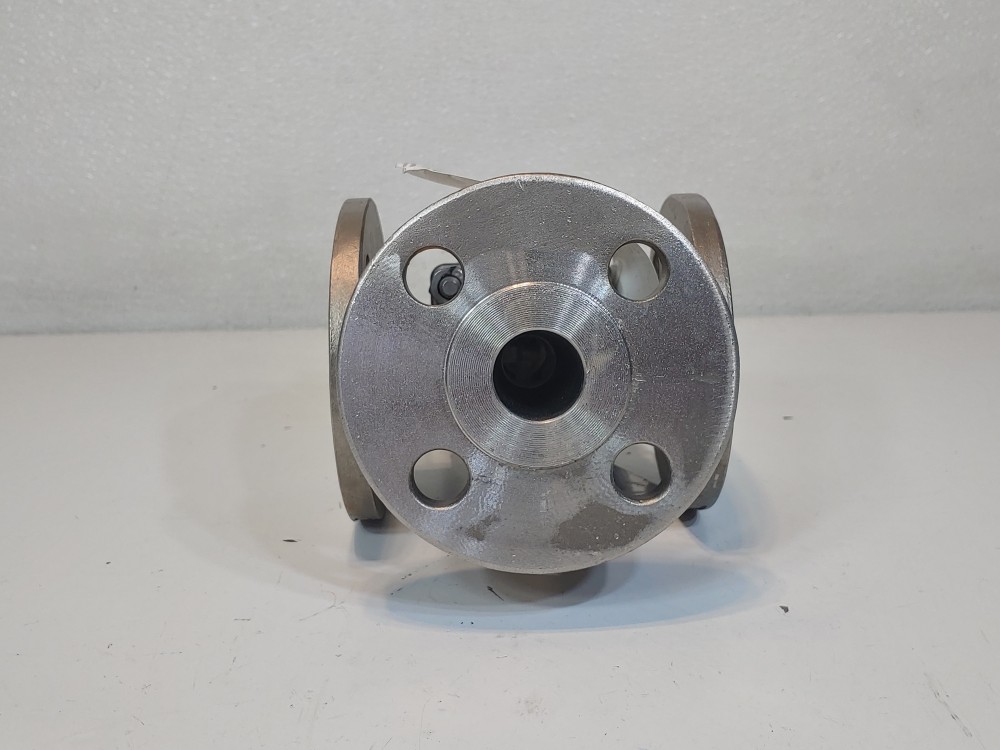 AzZ 1" 150# CF8M 3-Way RF Flanged Plug Valve