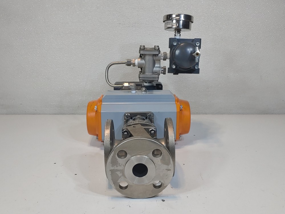 AZ Armaturen 1" 150# CF8M 3-Way Flanged Plug Valve w/Actuator & Limit Switch 