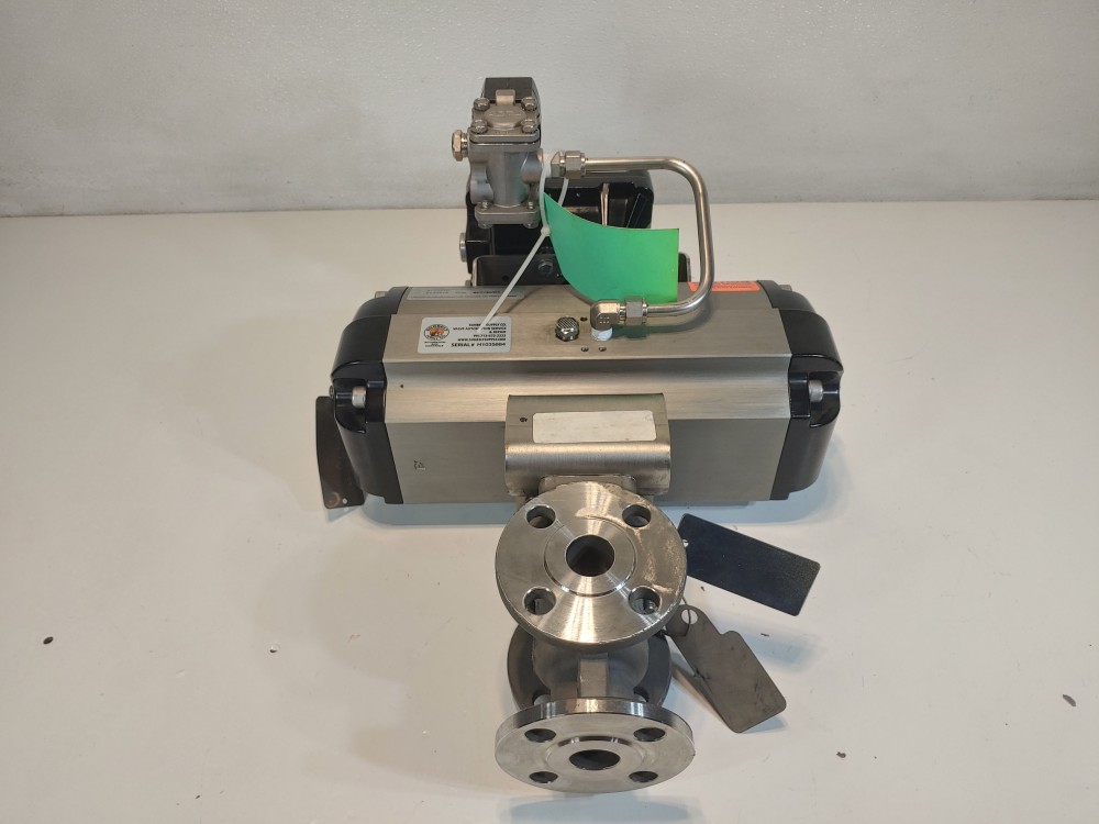 Durco Flowserve 1" 150# CF8M Flanged 3-Way Plug Valve w/Actuator PN: B125S10
