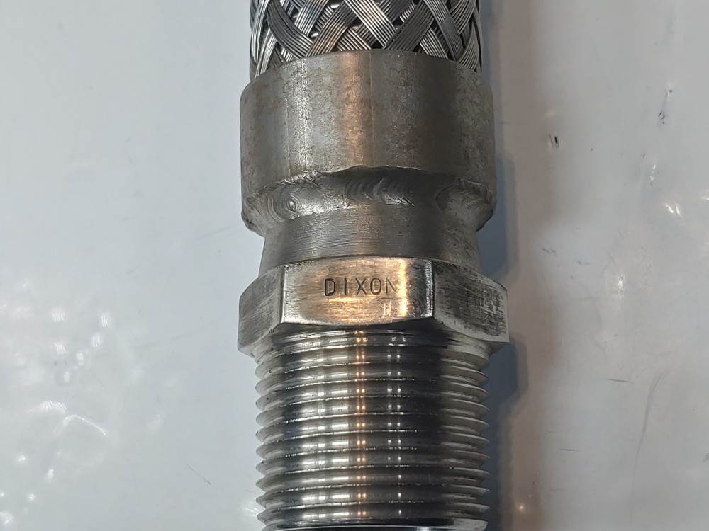Braided Hose 1-1/4" x 8" 304, Fitting 1" MNPT Both Ends 316 SS