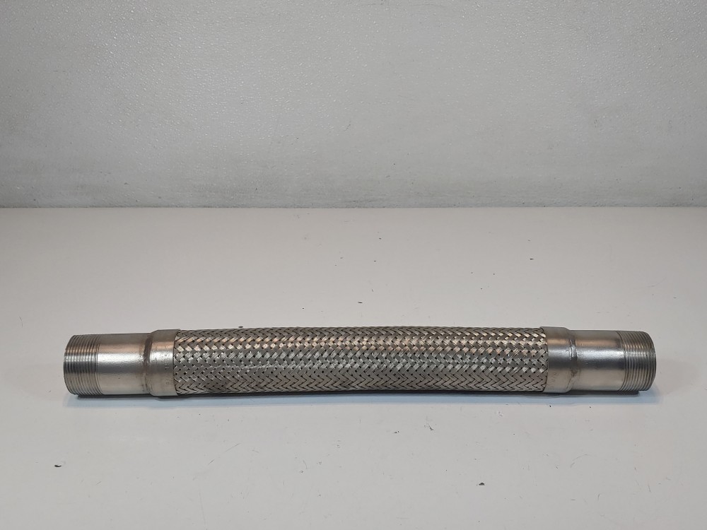 Braided Flex Hose 2" x 18" 304 , Fitting 1-1/2" MNPT Both Ends 316