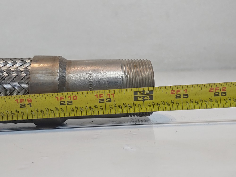 Braided Flex Hose 1-1/2" x 24-1/4" 304, Fitting 1-1/4" MNPT Both Ends 316L