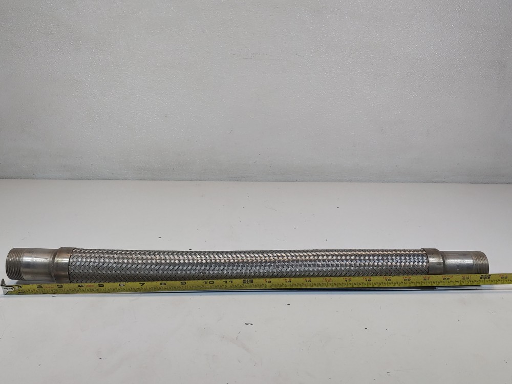 Braided Flex Hose 1-1/2" x 24-1/4" 304, Fitting 1-1/4" MNPT Both Ends 316L