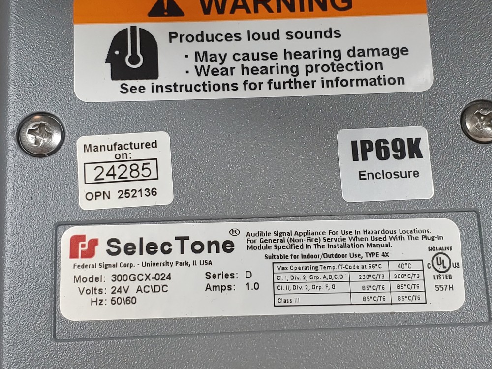 Federal Signal SelecTone 15W Amplified Speaker Model: 300GCX-024