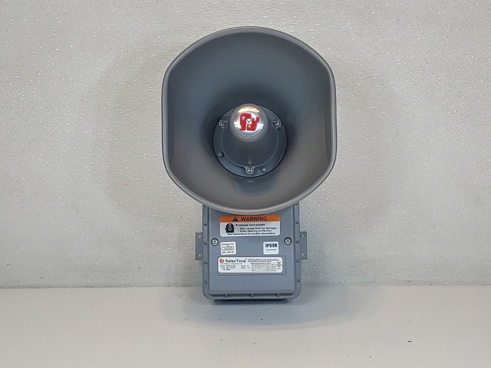 Federal Signal SelecTone 15W Amplified Speaker Model: 300GCX-024
