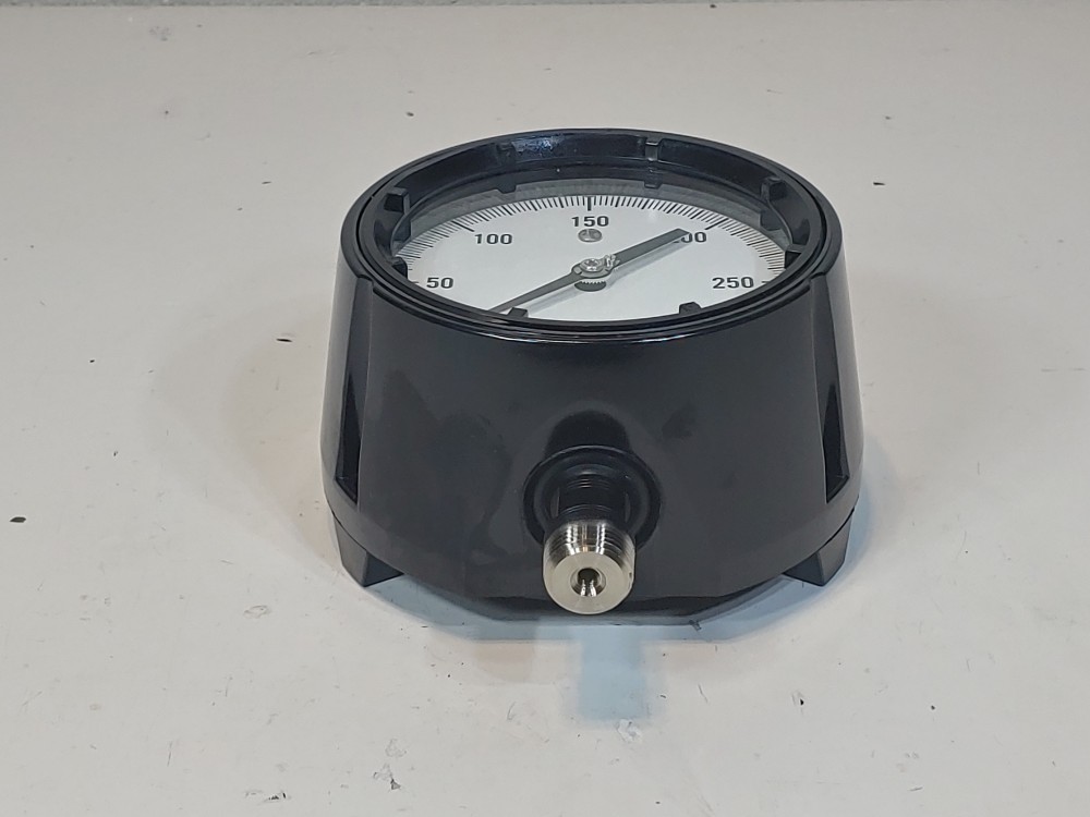 Ashcroft 45-1279-SS-04L-300# Pressure Duraguage 0-300psi 4.5 Dial 1/2" NPT LM