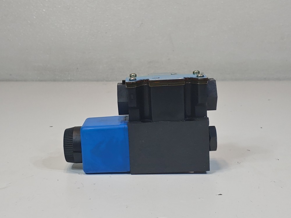 Vickers Directional Valve DG4V-3S-2A-M-FW-B5-60