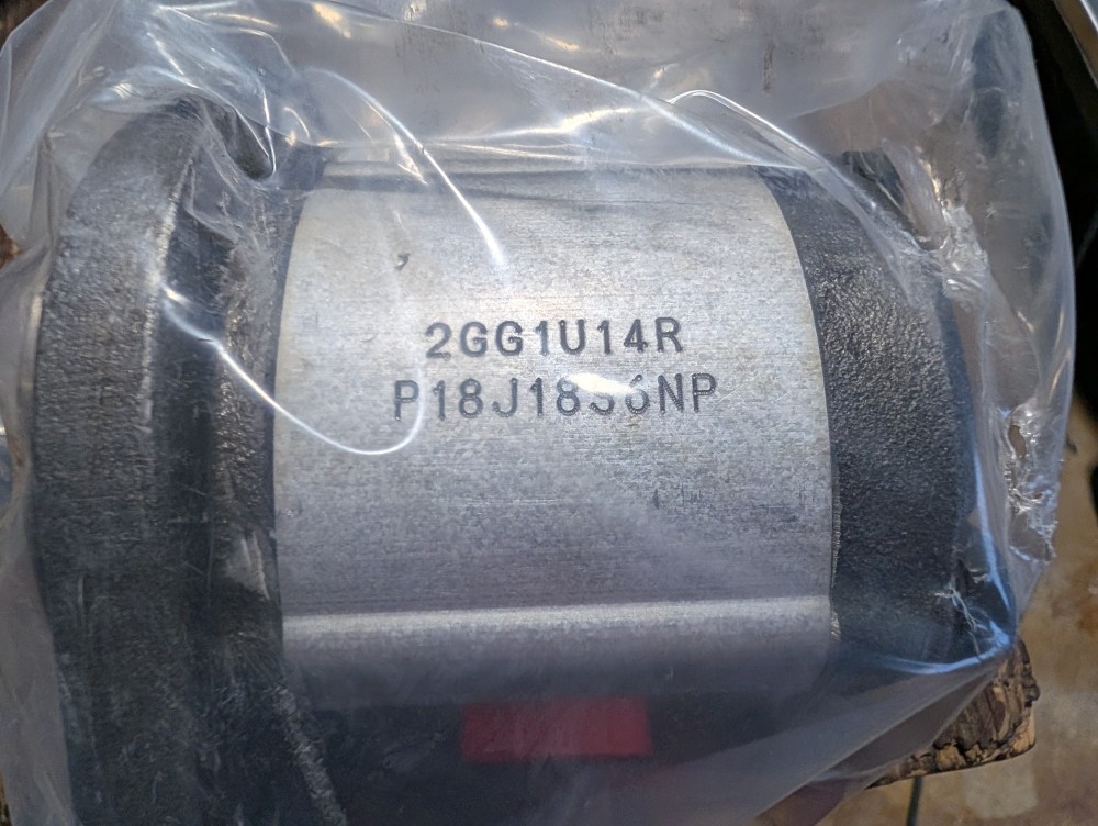 Honor 2GG1U14R Hydraulic Gear Pump Series 2 CCW Rotation 