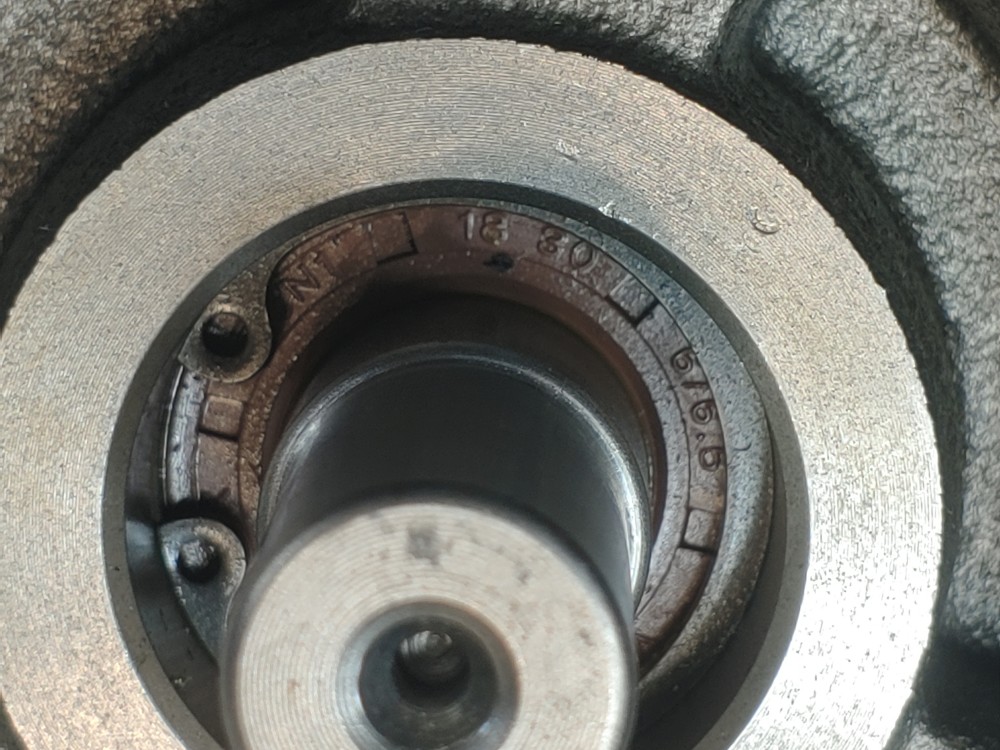 Honor 2GG1U14R Hydraulic Gear Pump Series 2 CCW Rotation 