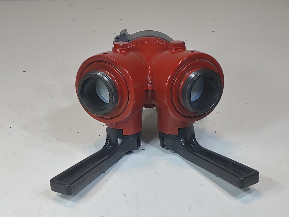 Akron 2581 Leader Line Wye Hose Adaptor 2-1/2"F x 1-1/2"M w/Polymer Handle 