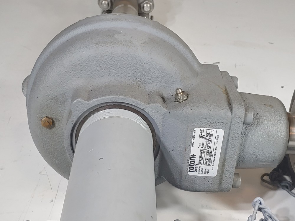 Strahman 1" 600# FLG Sampling Valve w/Rotork Gear & Babbitt Chain Sprocket Rim