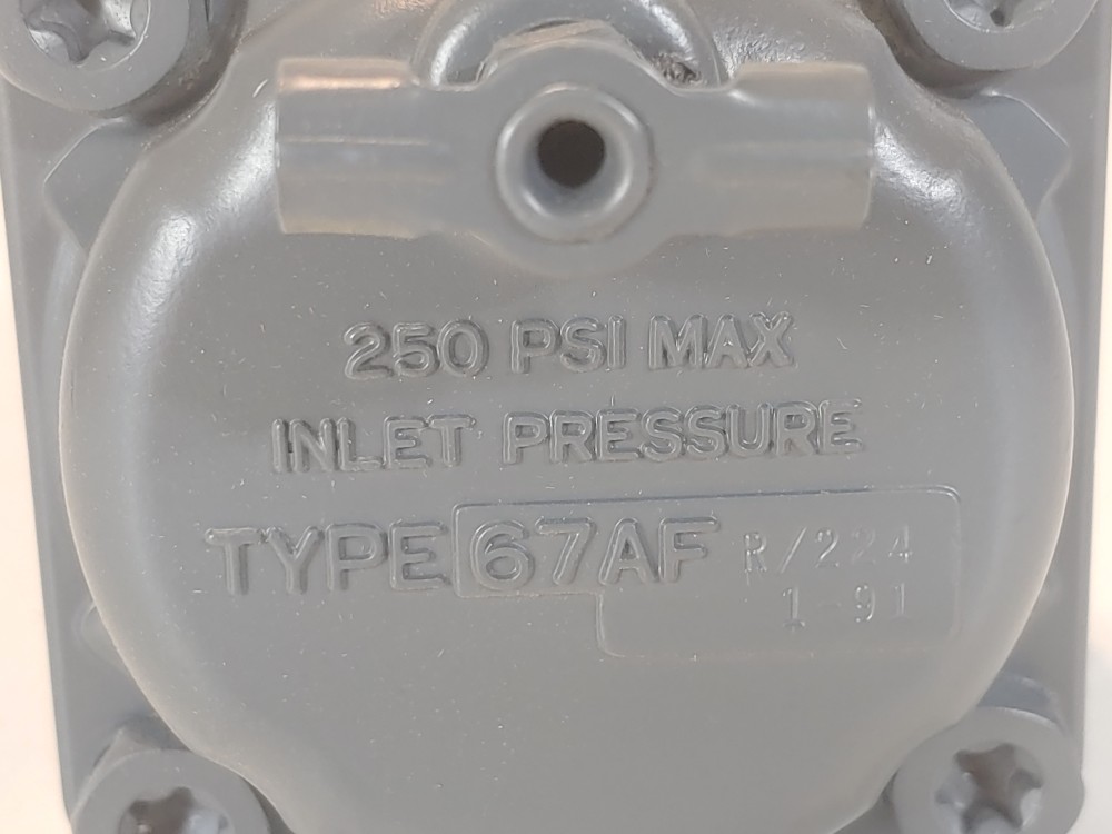 Fisher 1/4" FNPT Pressure Regulator 67AFR/224