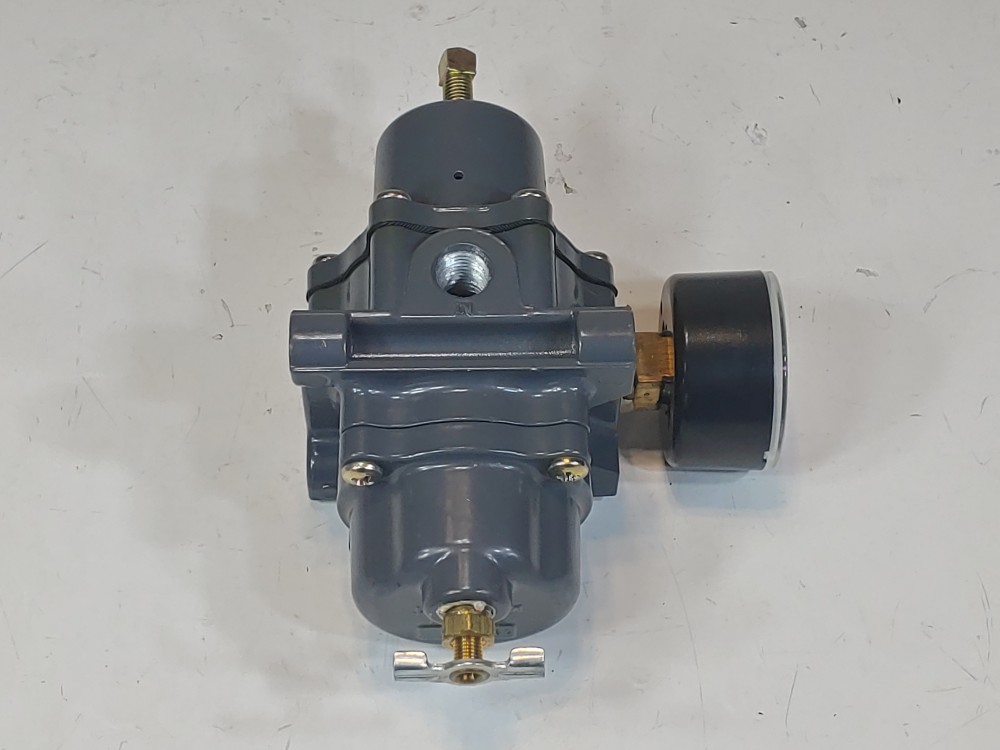 Fisher 67CFR - 239 Filter Pressure Reducing Regulator Valve