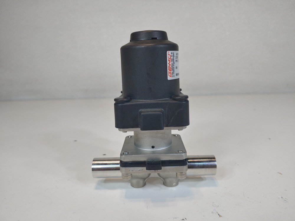 Gemu 1/2" Pneumatic Diaphragm Valve 625 15D16345211/N