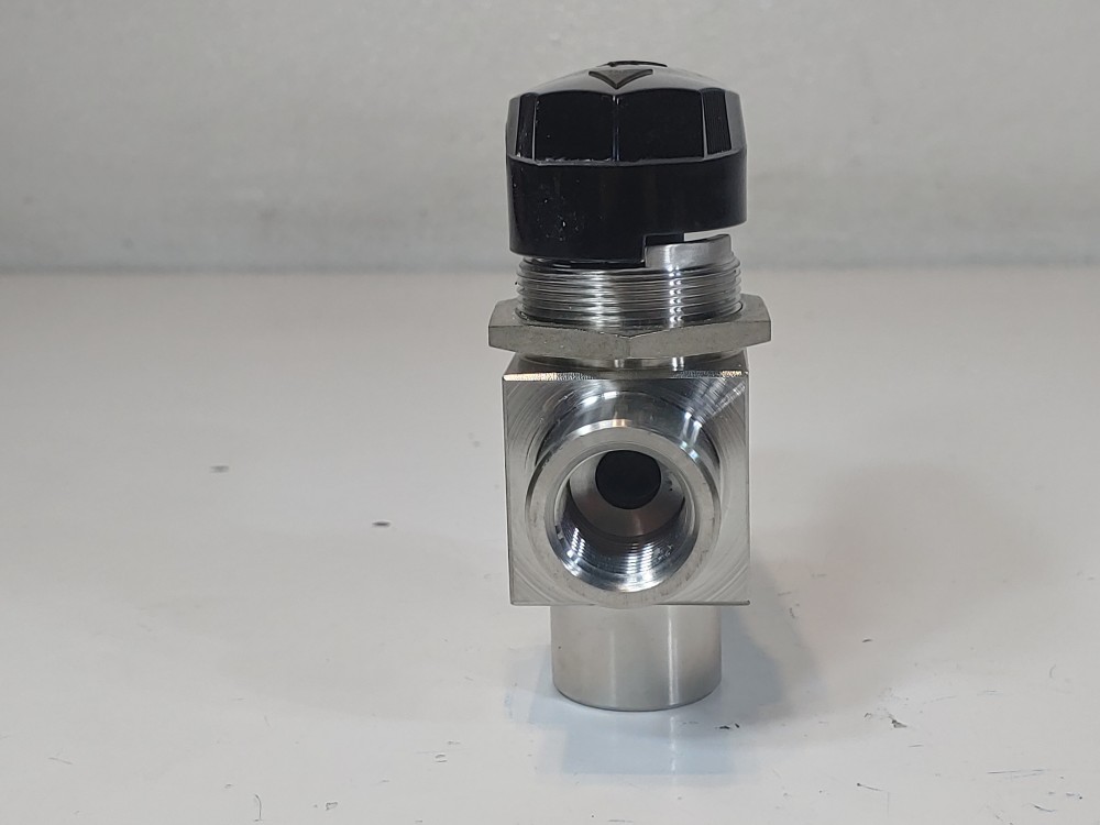 Swagelok 1-Pc 40 Series 3-Way 1/2" Stainless Steel Ball Valve SS-45XF8