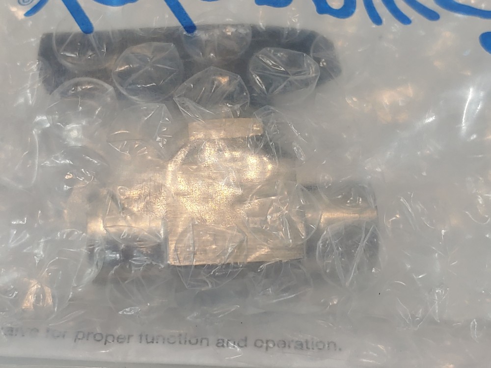 Swagelok 1/8" FNPT 1-pc 40G Series Stainless Steel Ball Valve SS-42GF2