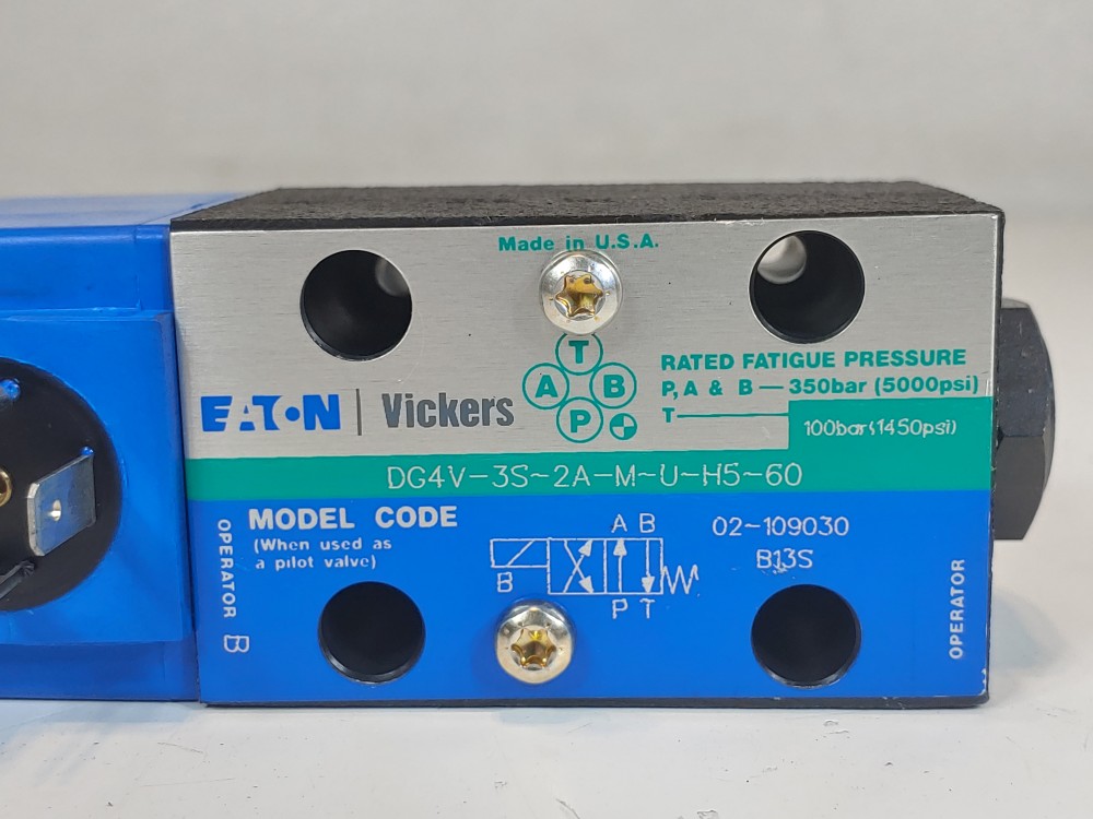 Eaton Vickers DG4V-3S-2A-M-U-H5-60 Directional Control Solenoid Valve 