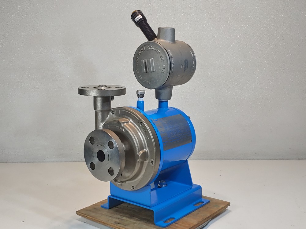 Chempump G Series 3/4" x 1" Sealless Canned Motor Pump Model#: GA-1K-3S