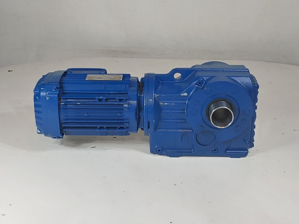 Sew-Eurodrive Gearmotor  1751 RPM, Type KT57/T DRN80M4