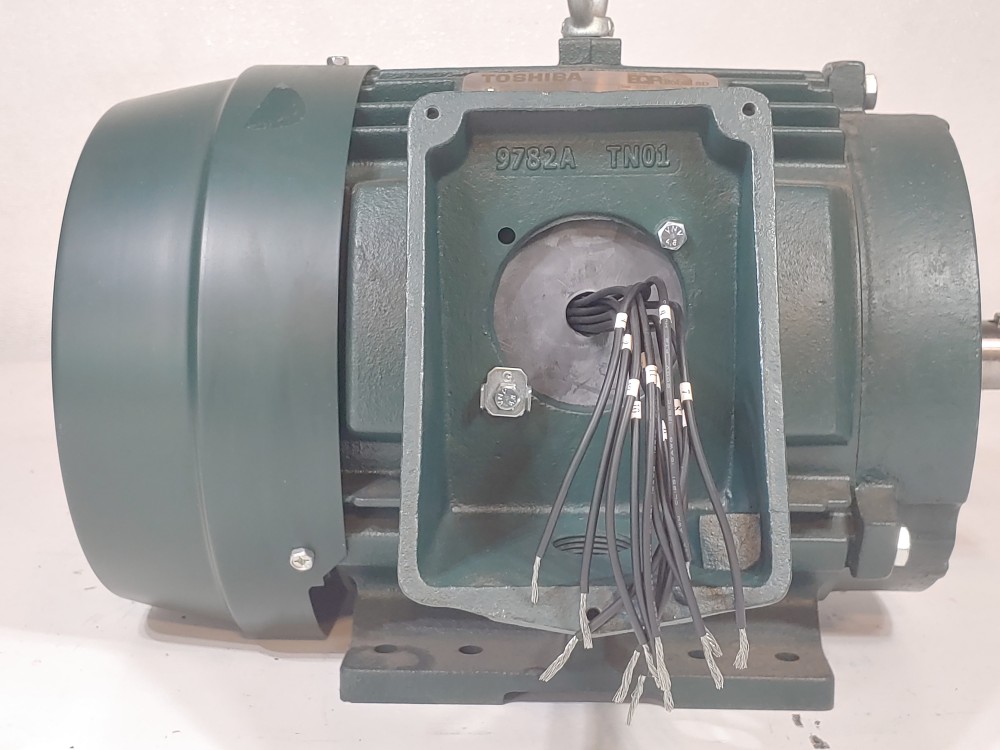 Toshiba 7.5HP High Efficiency AC Induction Motor  Y754SDSR41A-P