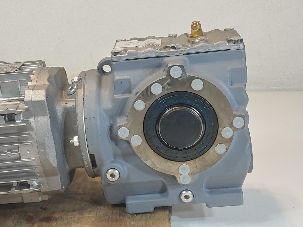 Sew-Eurodrive Helical Worm Gearmotor, 1751 RPM, Type SA47 DRN80M4