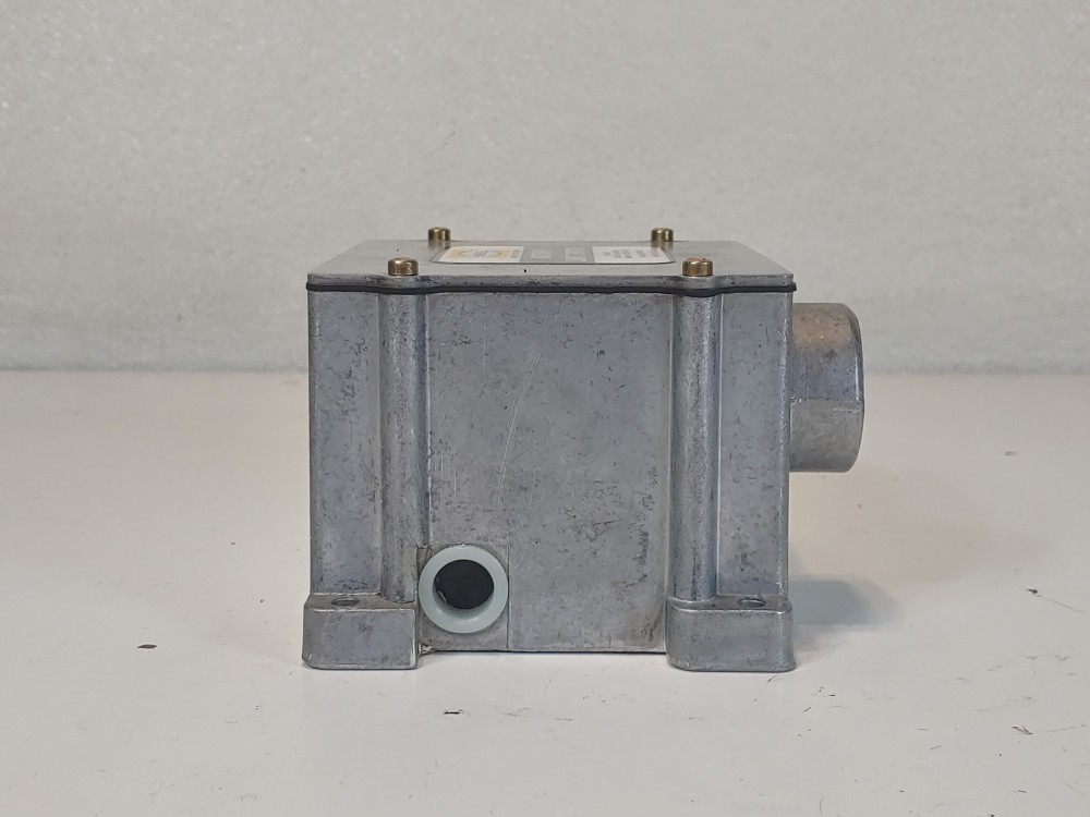 Hubbell Rotary Limit Switch 108:1 Gear Ratio, Model#: 54BB23FD