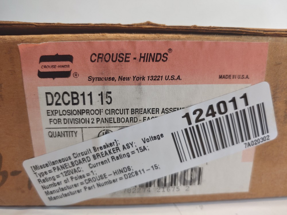 Crouse Hinds D2CB11 15 Circuit Breaker 